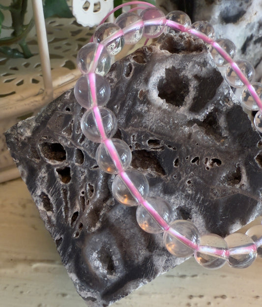 sphalerite cube with druzy pockets and high quality rose quartz bead bracelet