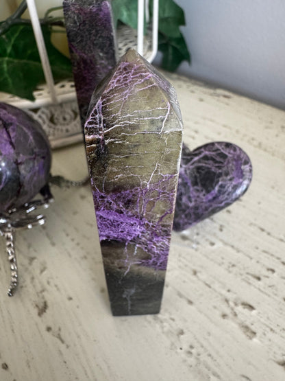 Atlantisite Stitchtite + Serpentine Crystal Set - Main Street Crystals & Minerals