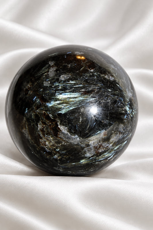photo of a fireworks sphere showing natural chatoyancy - flash
