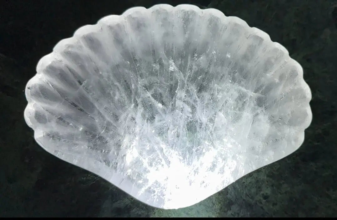 Clear Quartz shell bowl crystal set front view