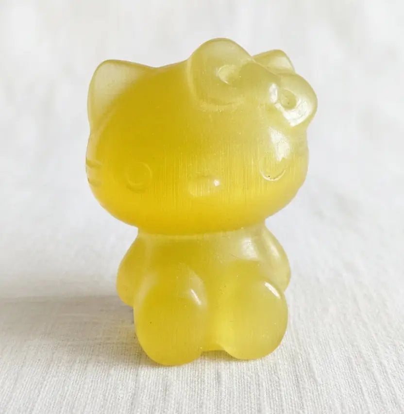 Sunshine yellow chatoyant selenite hello kitty carving super rare