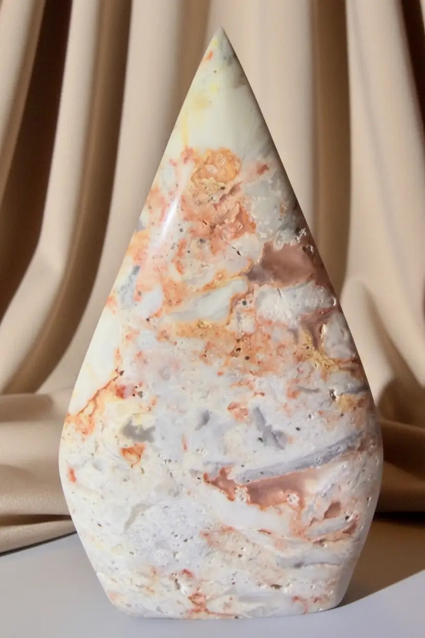 mexican crazy lace agate freeform browns, beige, vibrant colors