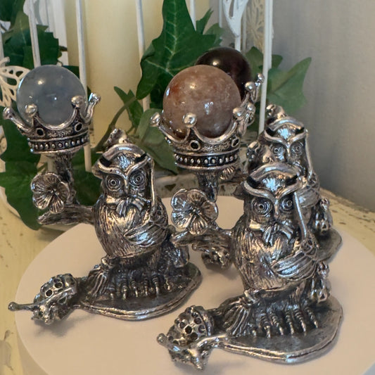 Silver Owl Crown sphere display stand