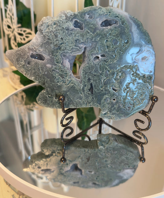 Moss Agate mouse shaped druzy slab carving front view