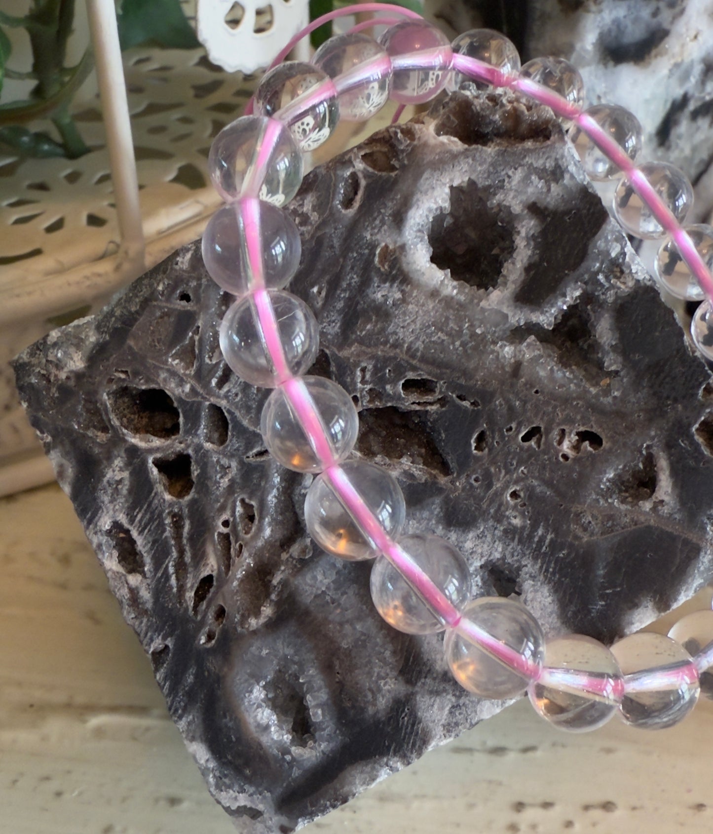 sphalerite cube with druzy pockets and high quality rose quartz bead bracelet 