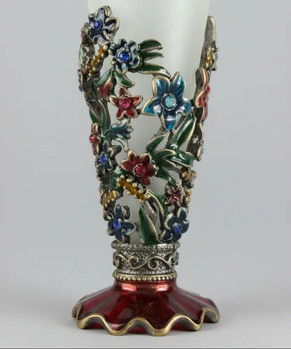 Rose Fairy frosted glass perfume bottle baroque close-up