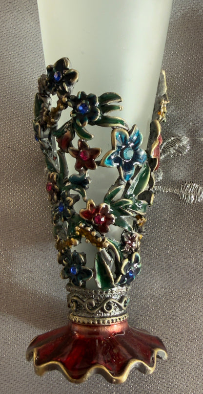 Close up of fragrance bottle baroque 