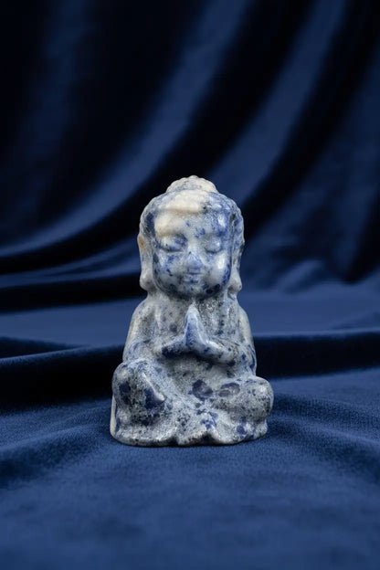 sodalite carving praying buddha figure