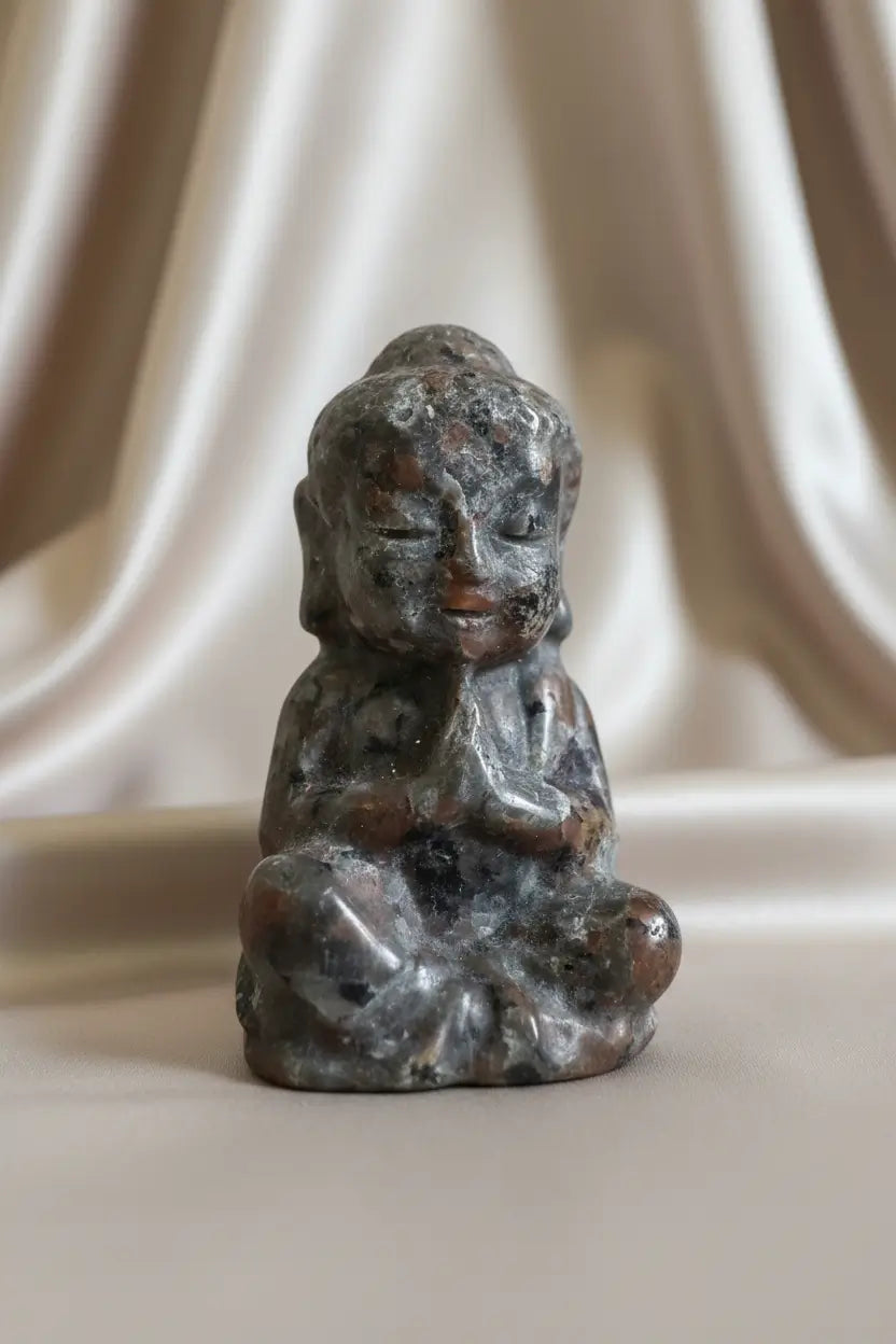 Yooperlite  carved praying buddha 