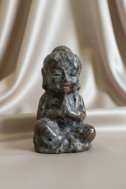 Yooperlite  carved praying buddha 