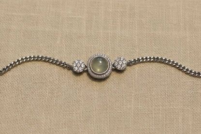 Labradorite Center bracelet with rhinestones and 925 silver chain