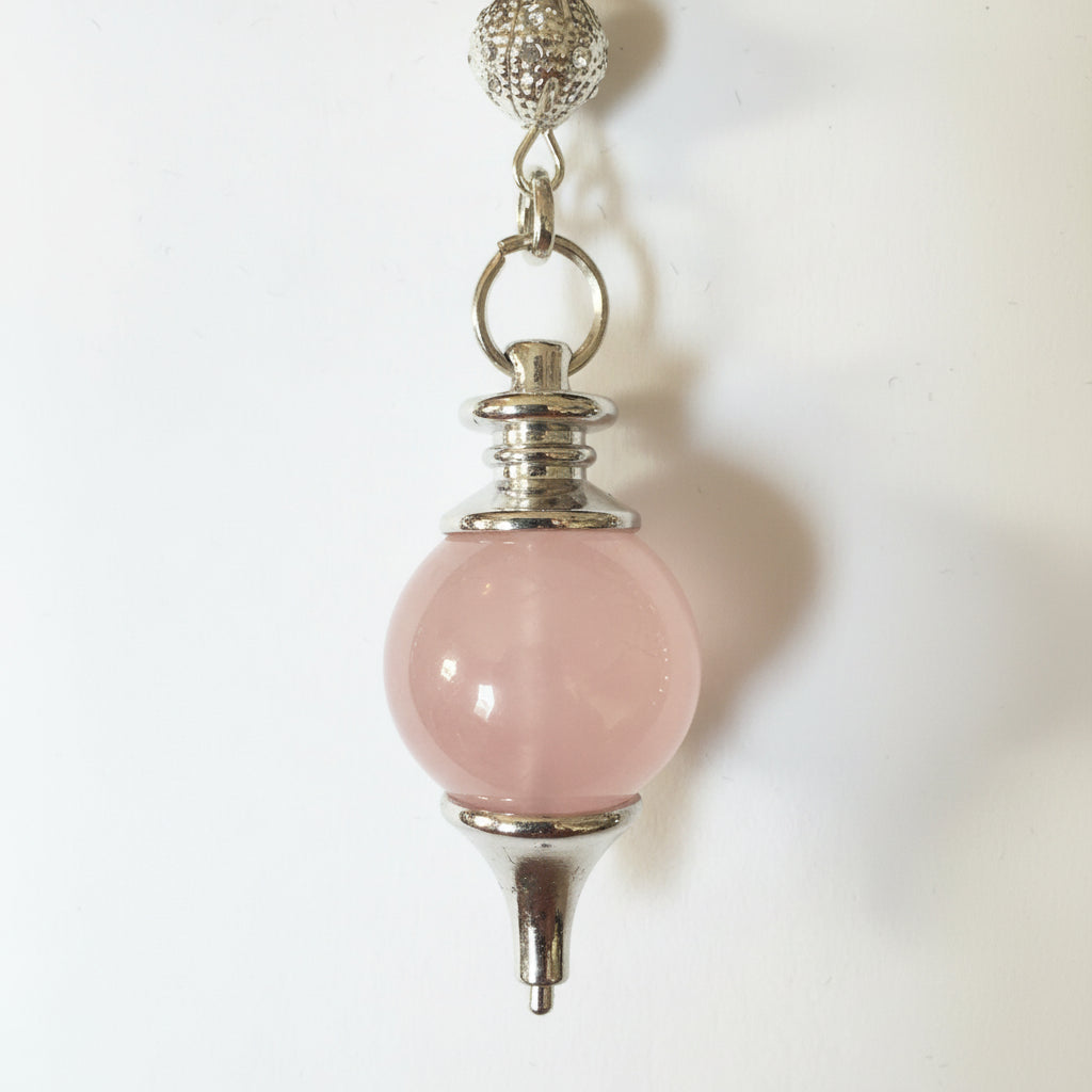 Round crystal ball dowsing pendulum with metal chain