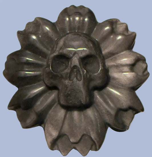 Black agate hand carved skull on flower design 