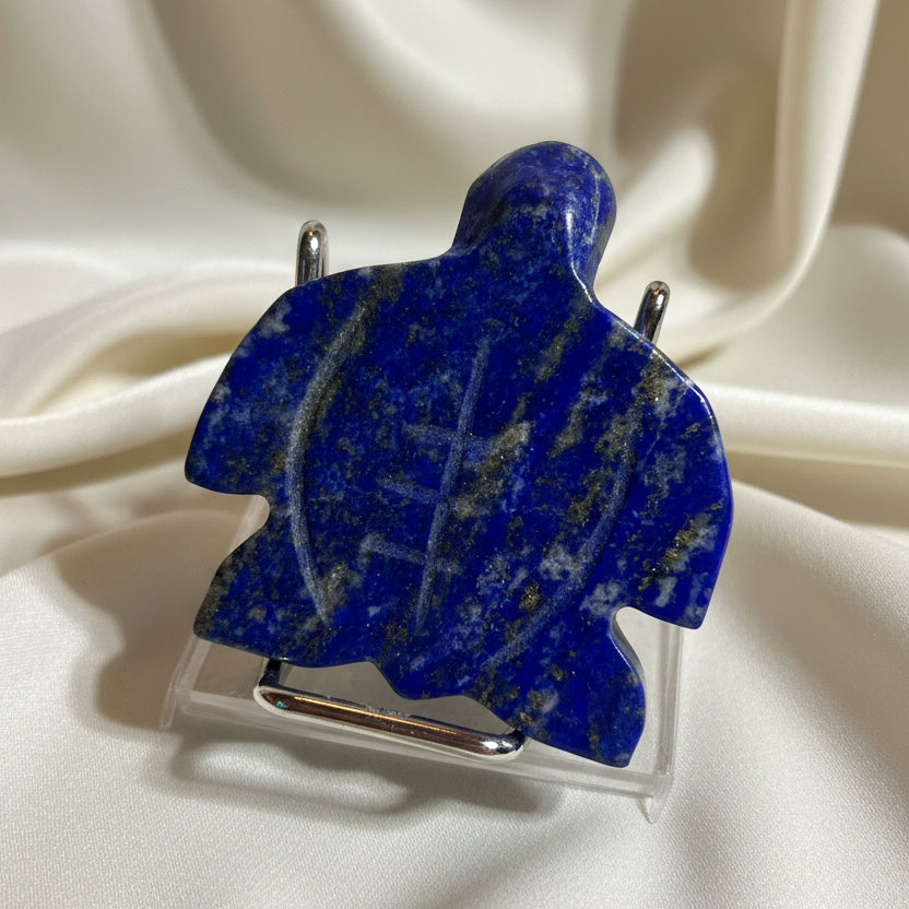 simple product photo of lapis lazuli sea turtle carving - back side 