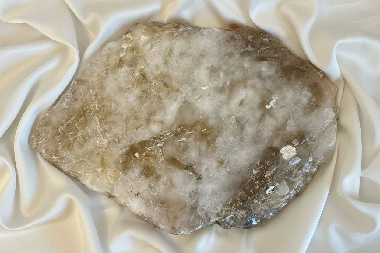 Close up photograph of Quartz Slab