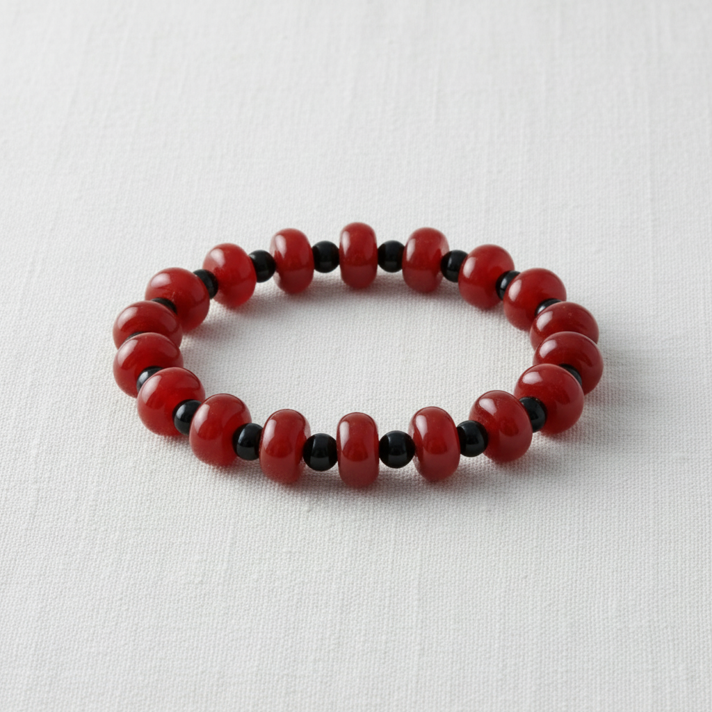 Carnelian and black obsidian bead bracelet 