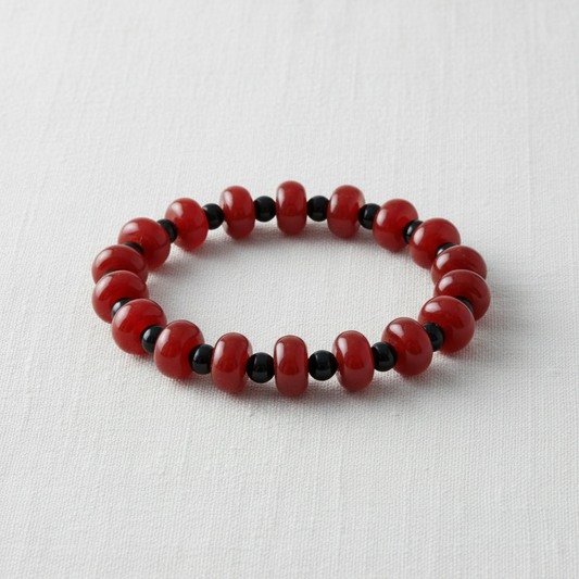 Carnelian and black obsidian bead bracelet 
