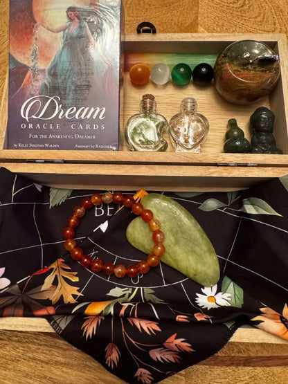 amazing contents in this sun travel wooden box/keepsake box. 
