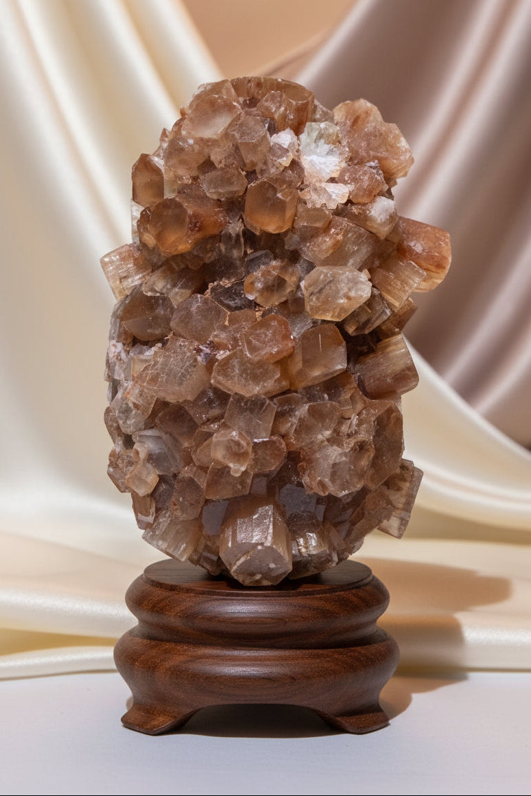 aragonite cluster in stand