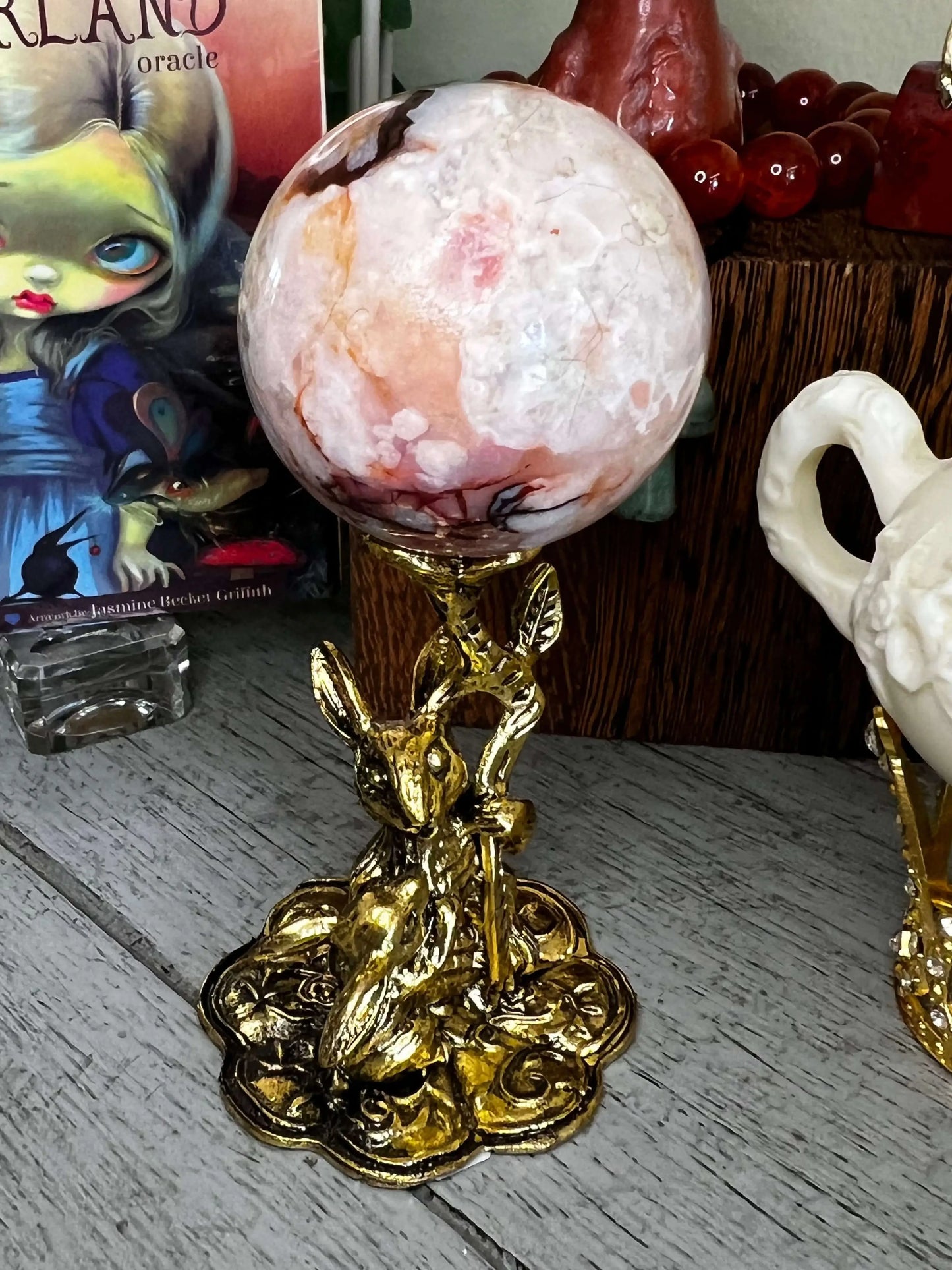 Alice in Wonderland Red Agate Warrior set close-up view