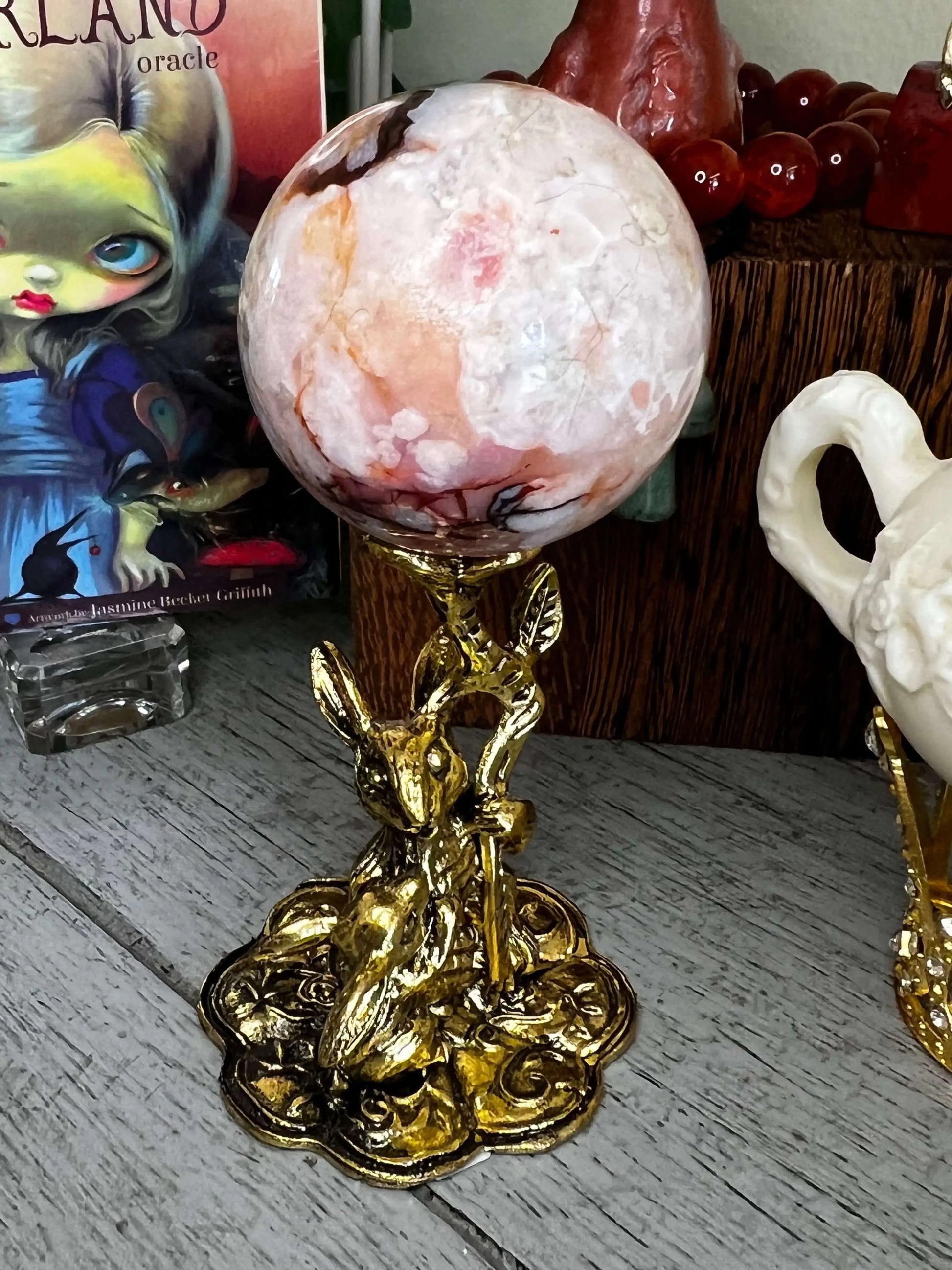 Alice in Wonderland Red Agate Warrior set close-up view