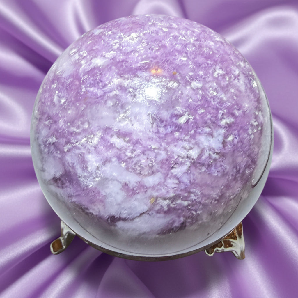 close up lepidolite with rare colorless pockets