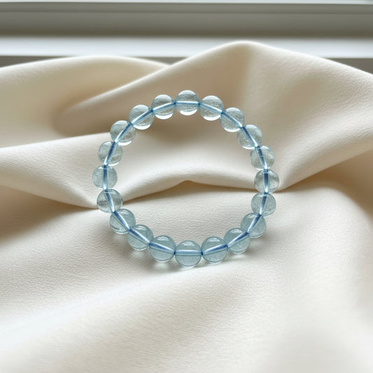 Aquamarine bracelet with 10mm beads
