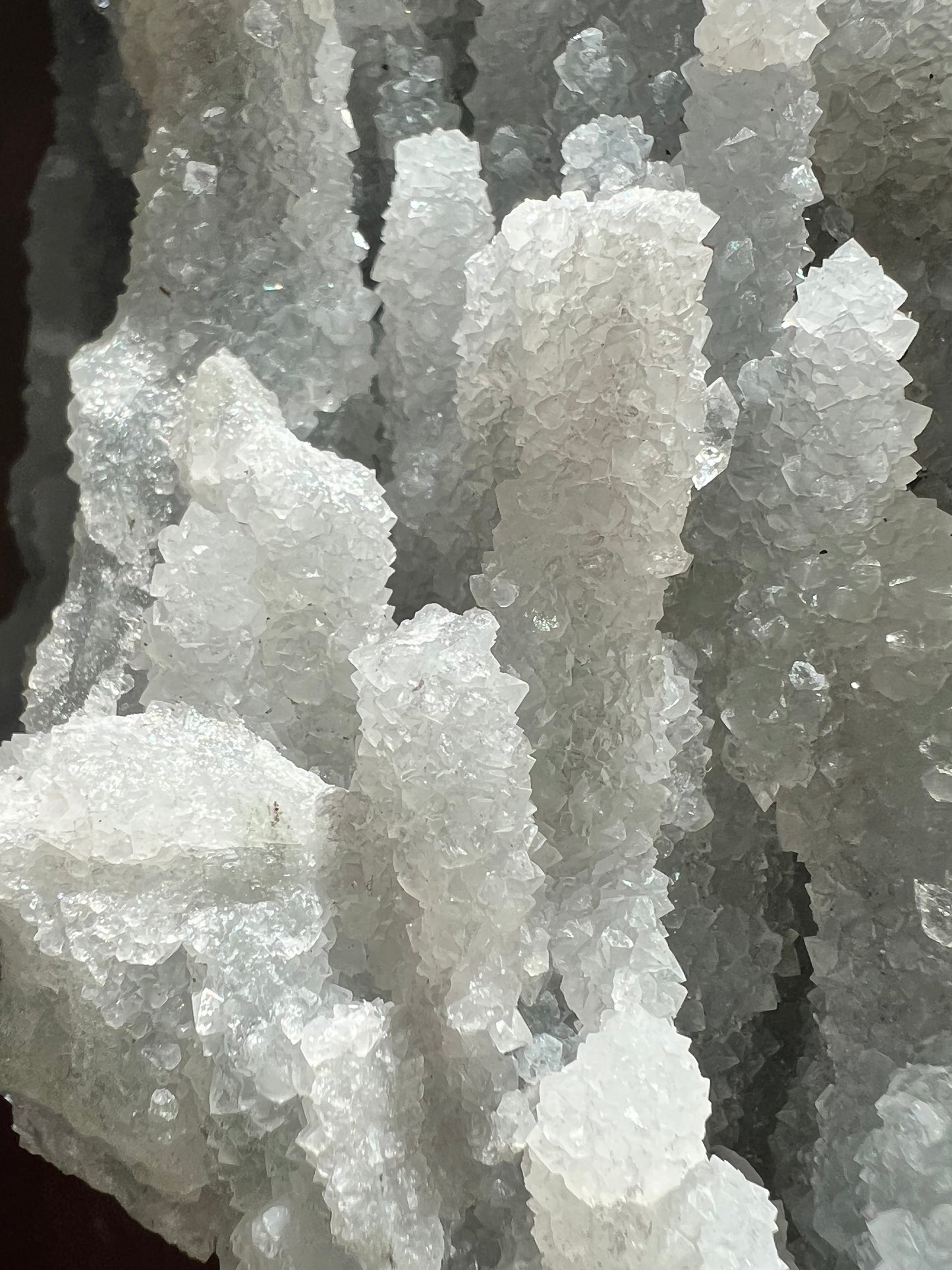 Close-up of a cluster of translucent, white crystals.
