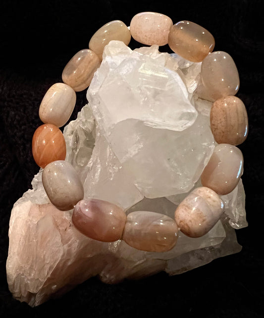 Botswana Agate Bracelet 12x16mm bead - Main Street Crystals & Minerals